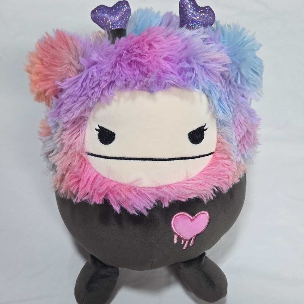 Squishmallows "Frumpy" the Grumpy Bigfoot